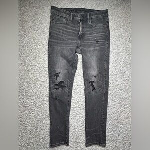 American Eagle Jeans Mens 31 x 32 Slim Airflex 360 Distressed Holes Black Grunge